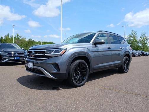 2022 Volkswagen Atlas 3.6L SE w/Technology