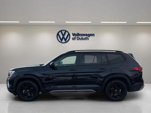 2024 Volkswagen Atlas 2.0T SE w/Technology 4MOTION