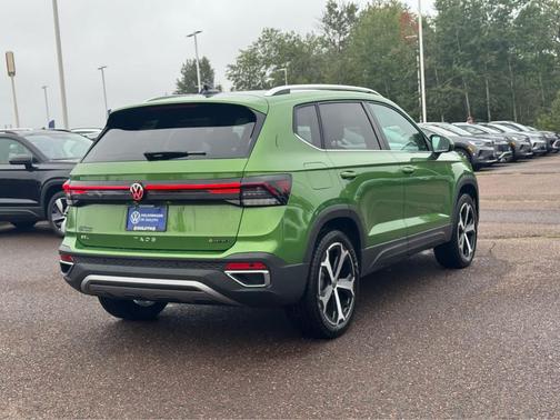 2025 Volkswagen Taos 1.5T SEL