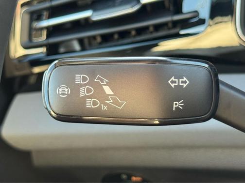 2026 Volkswagen Jetta 1.4T SE