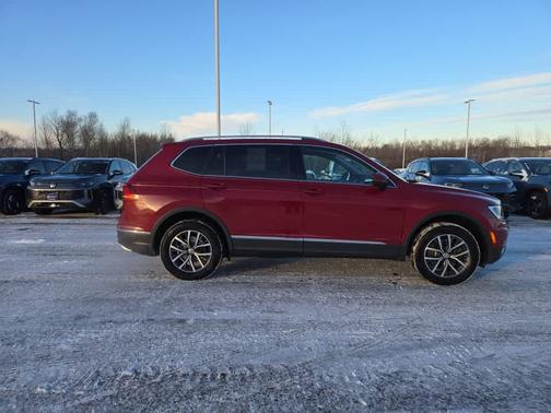 2020 Volkswagen Tiguan 2.0T SEL