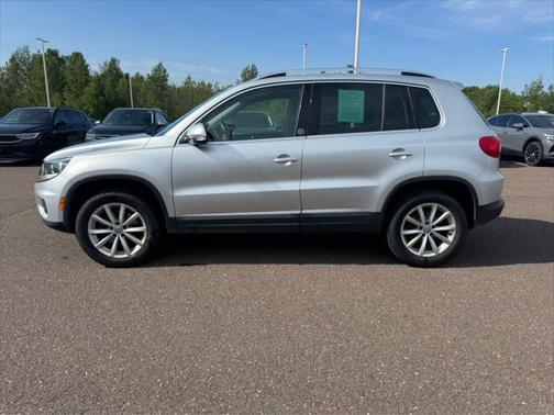 2017 Volkswagen Tiguan 2.0T Wolfsburg Edition