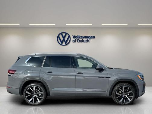 2026 Volkswagen Atlas 2.0T SEL Premium R-Line 4MOTION