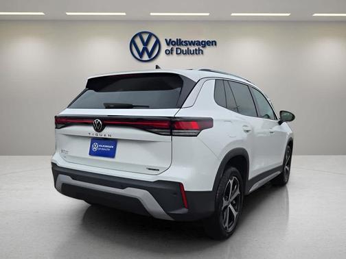 2025 Volkswagen Tiguan 2.0T SE 4MOTION