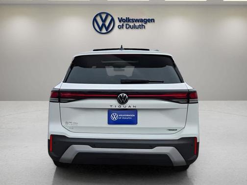 2025 Volkswagen Tiguan 2.0T SE 4MOTION