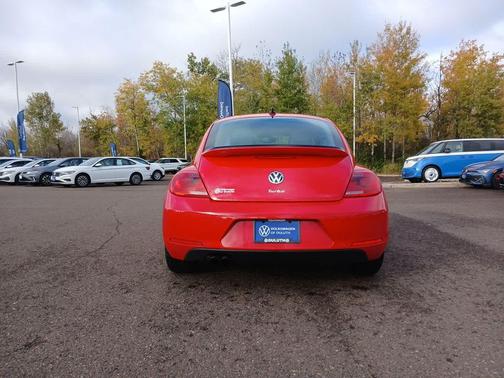2016 Volkswagen Beetle 1.8T SE