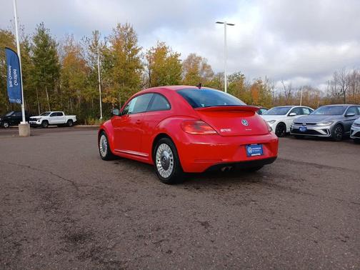 2016 Volkswagen Beetle 1.8T SE