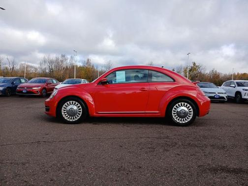2016 Volkswagen Beetle 1.8T SE