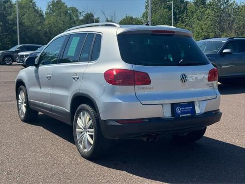 2012 Volkswagen Tiguan SE