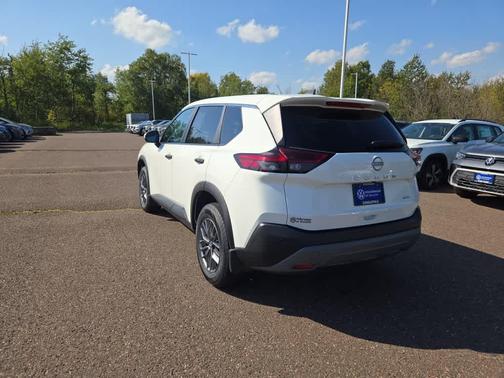 2022 Nissan Rogue S