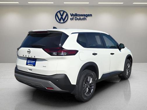 2022 Nissan Rogue S