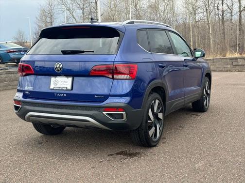 2024 Volkswagen Taos 1.5T SEL