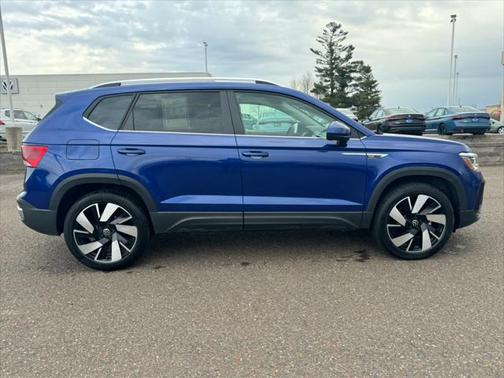 2024 Volkswagen Taos 1.5T SEL