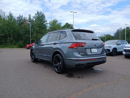 2023 Volkswagen Tiguan 2.0T SE R-Line Black 4MOTION