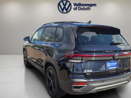 2025 Volkswagen Taos 1.5T SE Black
