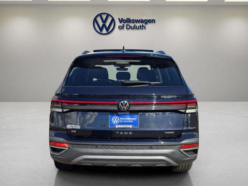2025 Volkswagen Taos 1.5T SE Black