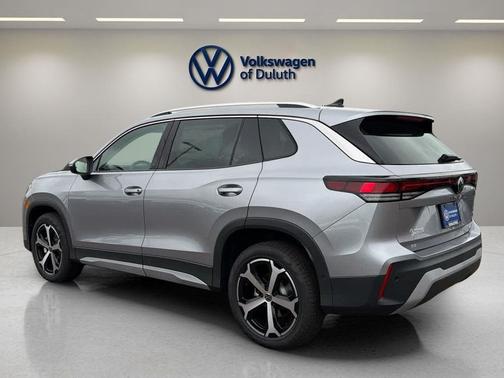 Pyrite Silver Metallic 2026 Volkswagen Tiguan 2.0T SE 4MOTION