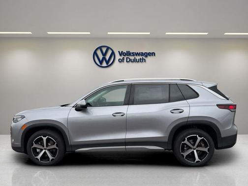 Pyrite Silver Metallic 2026 Volkswagen Tiguan 2.0T SE 4MOTION