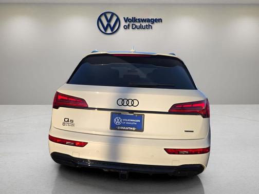 2024 Audi Q5 45 S line Premium Plus