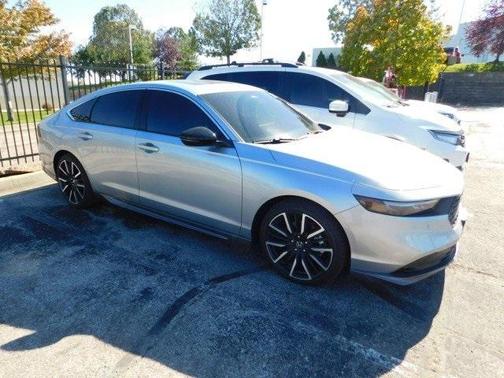 2025 Honda Accord Hybrid Touring