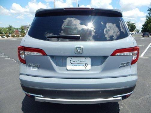 2022 Honda Pilot Touring 7-Passenger