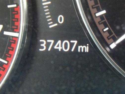 2024 Mazda Mazda3 Carbon Edition