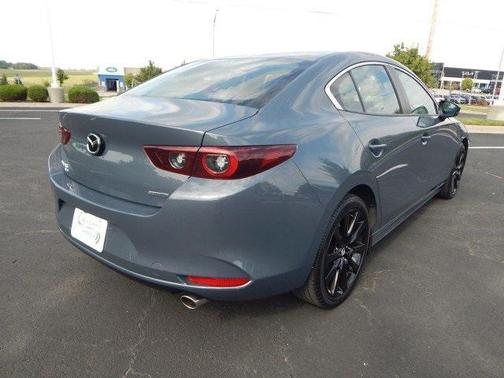 2024 Mazda Mazda3 Carbon Edition