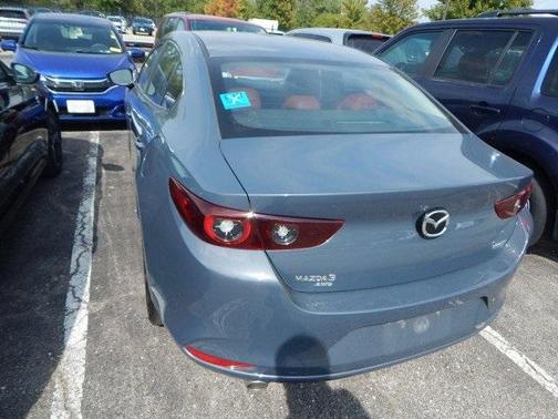 2024 Mazda Mazda3 Carbon Edition