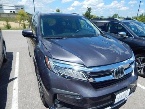 2019 Honda Pilot Touring 8-Passenger