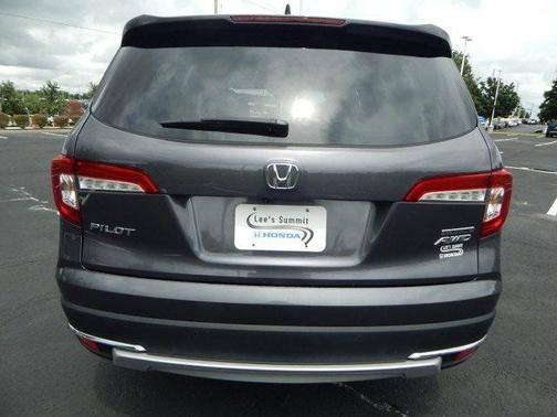 2019 Honda Pilot Touring 8-Passenger