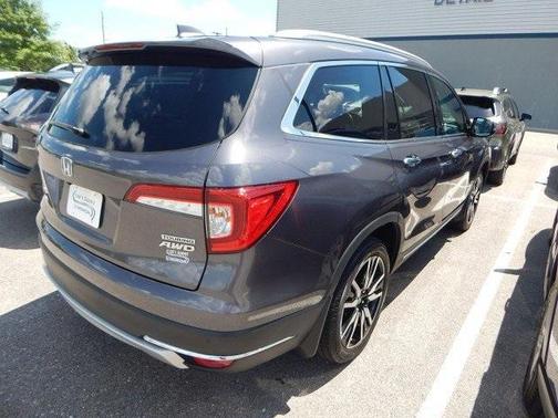 2019 Honda Pilot Touring 8-Passenger