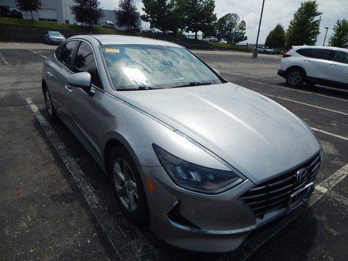 2021 Hyundai SONATA SE