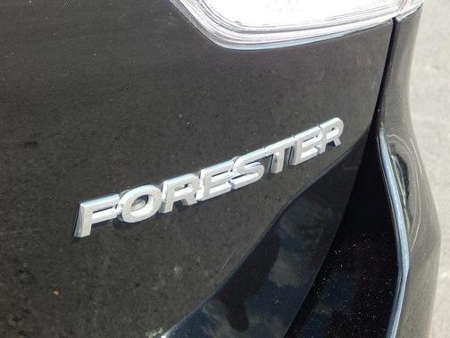 2021 Subaru Forester Base (CVT)