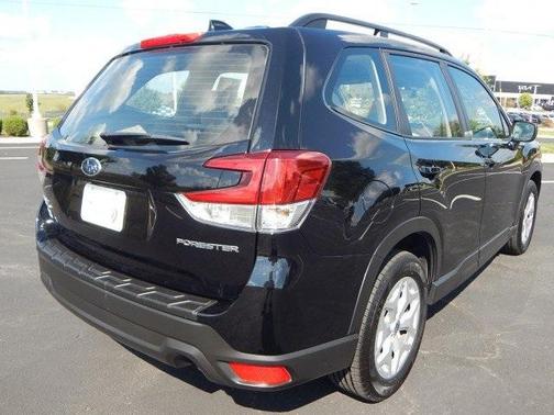 2021 Subaru Forester Base (CVT)