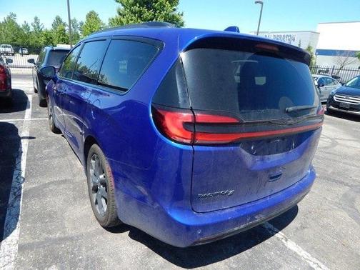 2021 Chrysler Pacifica Touring