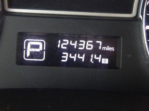 2014 Nissan Pathfinder SL