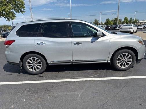 2014 Nissan Pathfinder SL