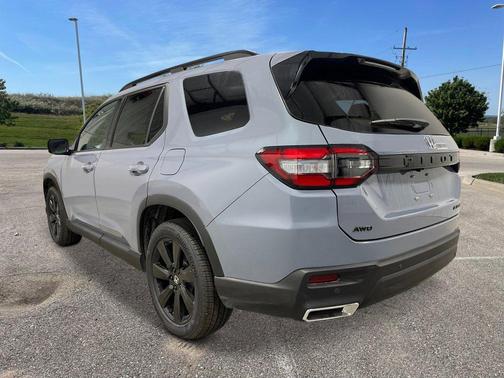 2025 Honda Pilot Black Edition