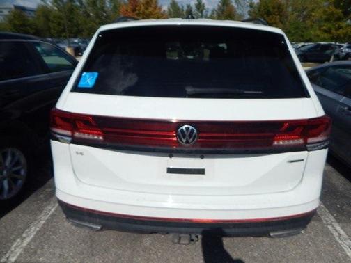 2024 Volkswagen Atlas 2.0T SE