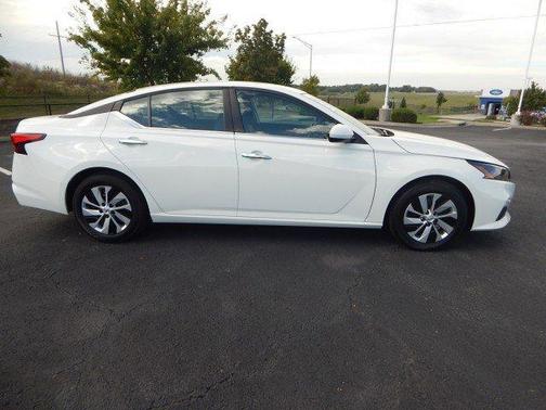 2022 Nissan Altima 2.5 S