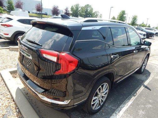 2022 GMC Terrain Denali