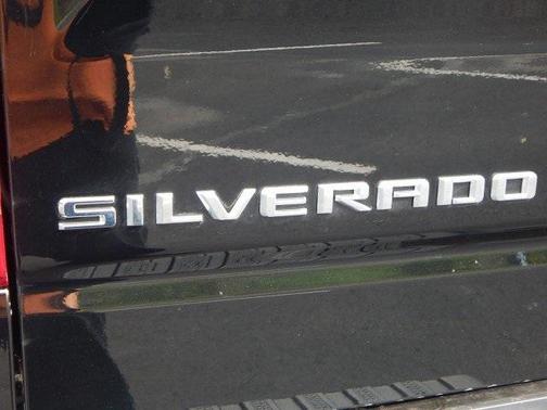 2019 Chevrolet Silverado 1500 Custom Trail Boss