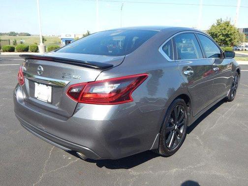 2017 Nissan Altima 2.5 SR