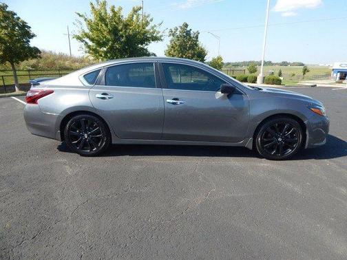 2017 Nissan Altima 2.5 SR