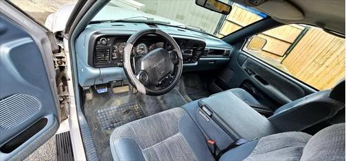 1997 Dodge Ram 2500 ST Club Cab