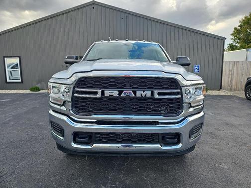 2020 RAM 2500 Tradesman Crew Cab 4X4 8' Box
