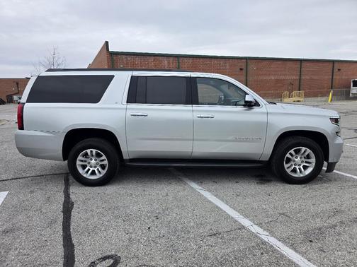 2020 Chevrolet Suburban LT