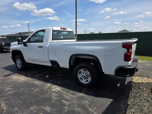 WHITE 2022 Chevrolet Silverado 2500 WT