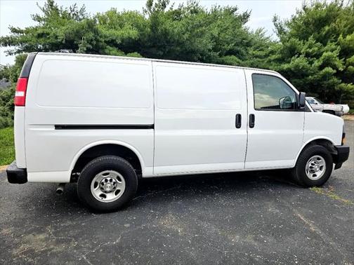 2021 Chevrolet Express 2500 RWD 2500 Regular Wheelbase WT