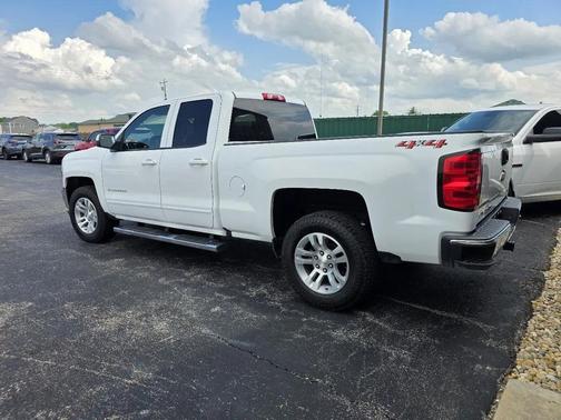 WHITE 2019 Chevrolet Silverado 1500 1LT